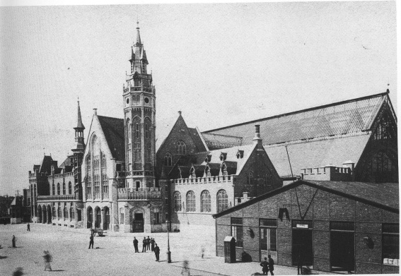 gotisch station te Brugge
